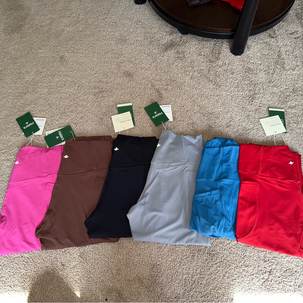 Halara Activewear SoftlyZero™ Crossover Pocket Plain Leggings Bundle